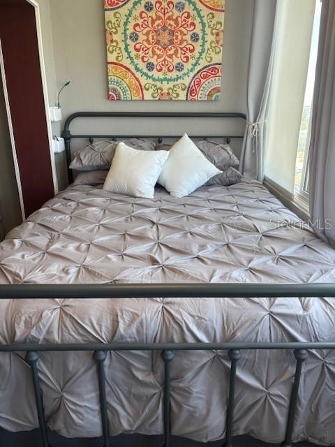 Building Photo - 4575 Cove Cir