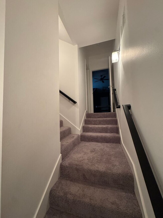 Building Photo - Rental Property