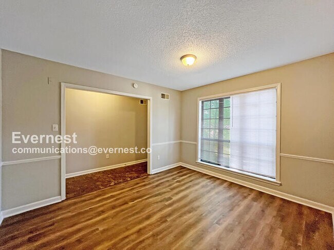 Building Photo - 3409 Kettlebrook Cove
