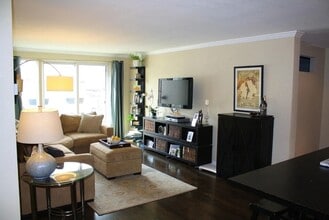 Building Photo - 2Bed/2Bath Condo in Cherry Creek Area!!