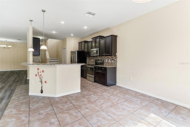 Building Photo - 20008 Date Palm Way