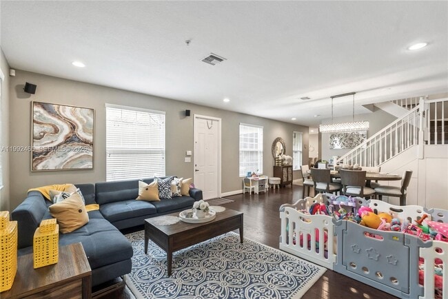 Building Photo - 14721 SW 13th St