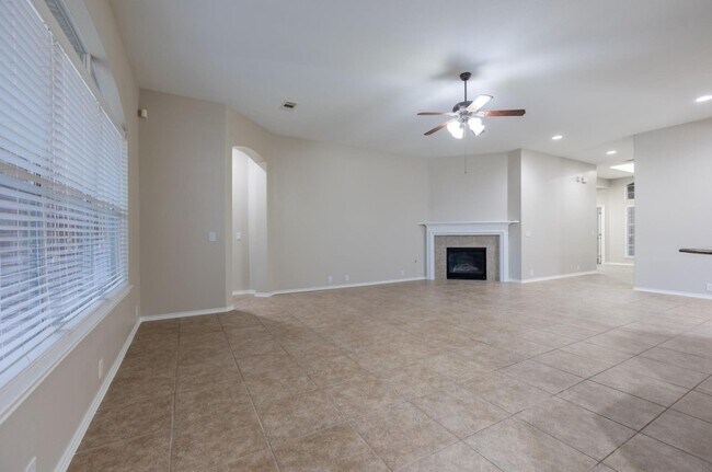 Building Photo - 5402 Hickory Harvest Dr