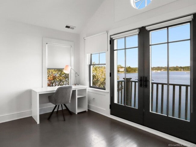 Building Photo - 199 Hillspoint Rd