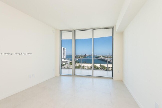 Building Photo - 1400 Biscayne Blvd