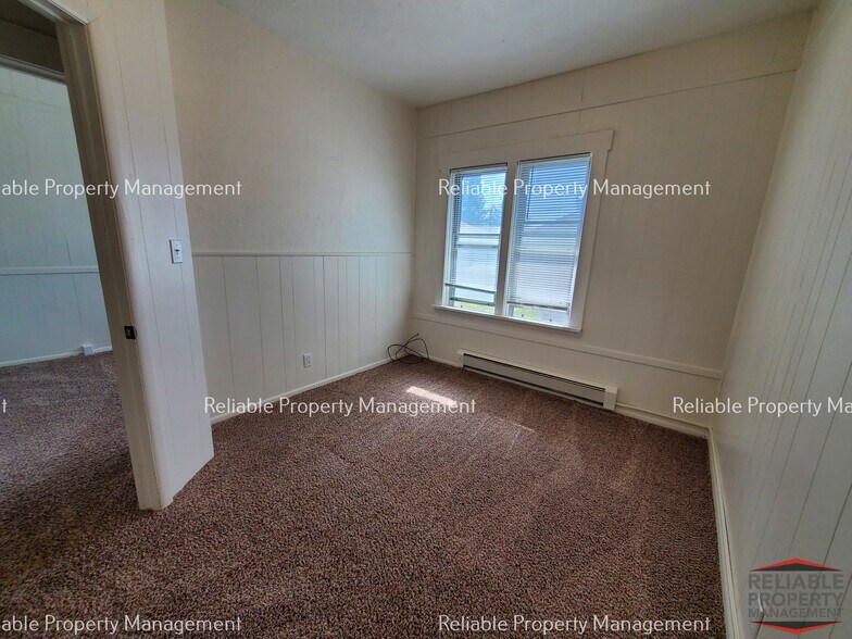 Building Photo - 1200 Idaho Ave