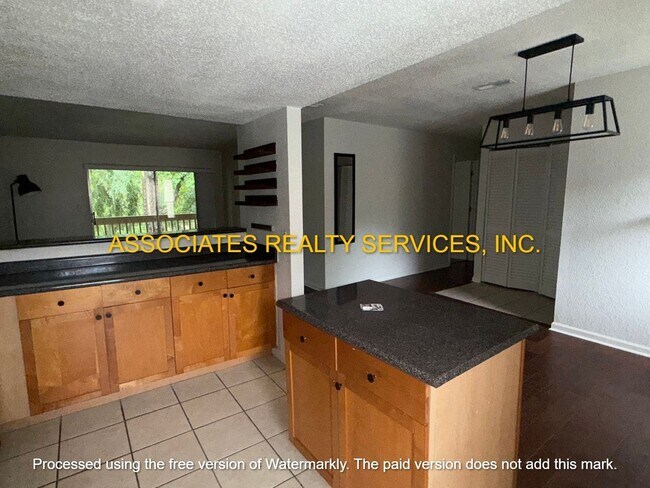 Building Photo - Spacious 2bed/2bath Condo in CREEK’S EDGE in NW Gainesville PRIVATE PATIO!!