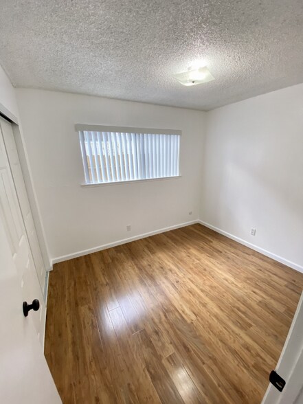 Building Photo - 2116 13th St