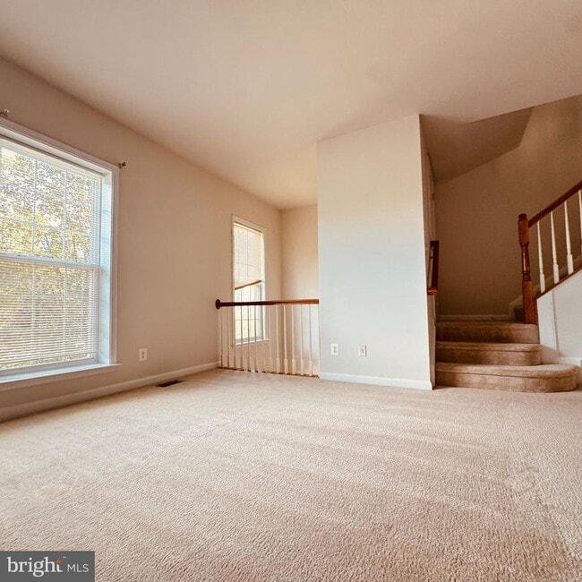 Building Photo - 8936 Singleleaf Cir