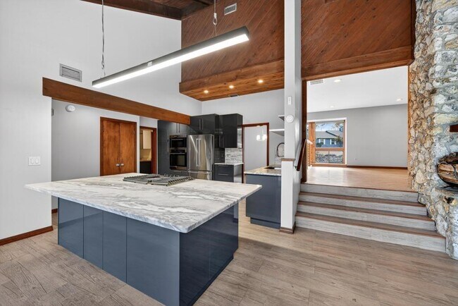 Building Photo - 234 Duncan Trail