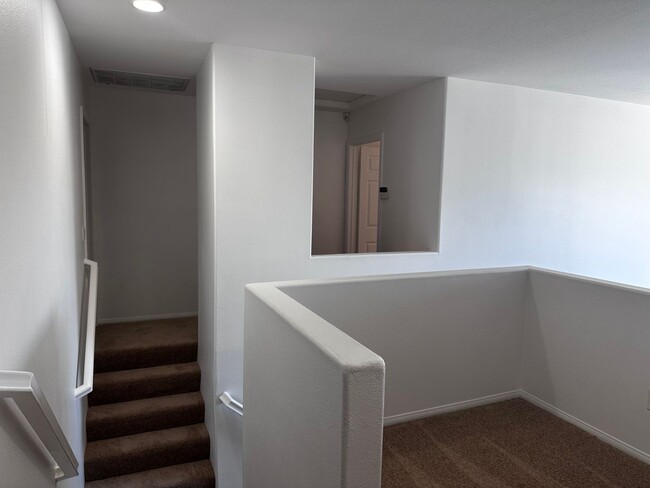 Building Photo - BOA2