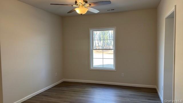 Building Photo - 135 Cooper Rd