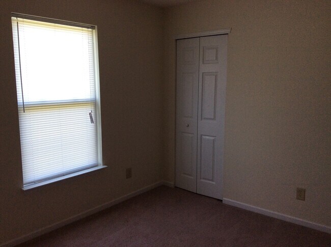 Building Photo - Perry Twp - 3 BR home