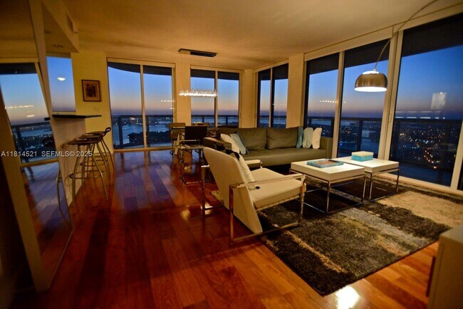 Building Photo - 6365 Collins Ave