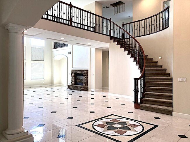 Building Photo - AVAILABLE BY 1/1/26 - ELEGANT AND SPACIOUS 4 BED, 4 BATH 2 STORY HOME WITH VIEWS OF EL DORADO HILLS