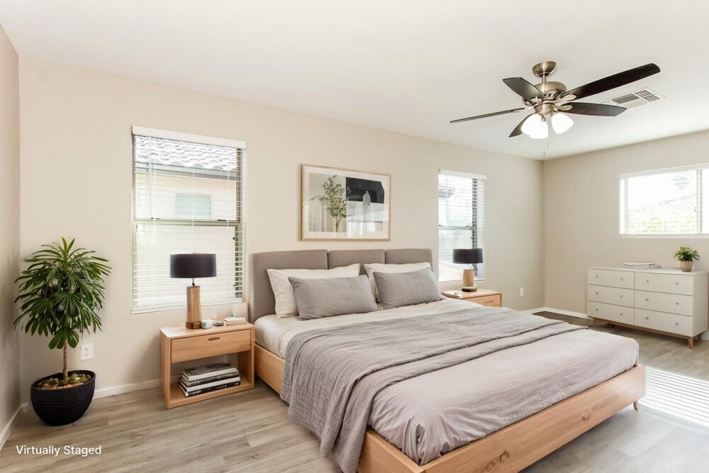 Building Photo - 10225 W Camelback Rd