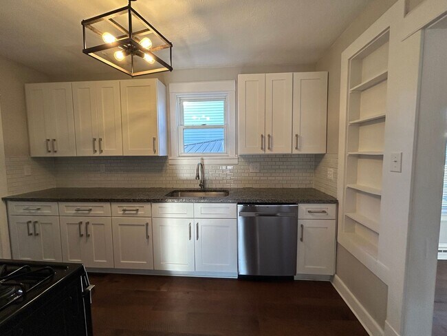 Building Photo - Stunning, Fully Updated 4 Bedroom, 2 Bath Home with Classic Charm!