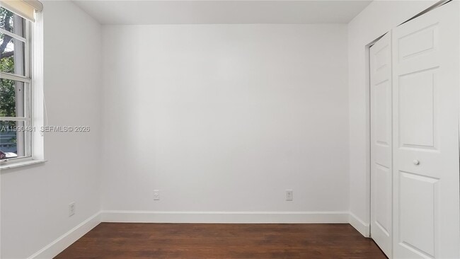 Building Photo - 876 Garnet Cir