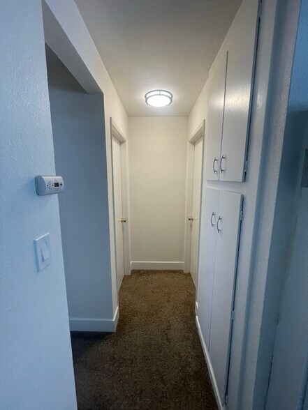 Building Photo - 2008 Marin St