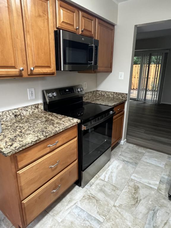 Building Photo - 937 Holborn Ct
