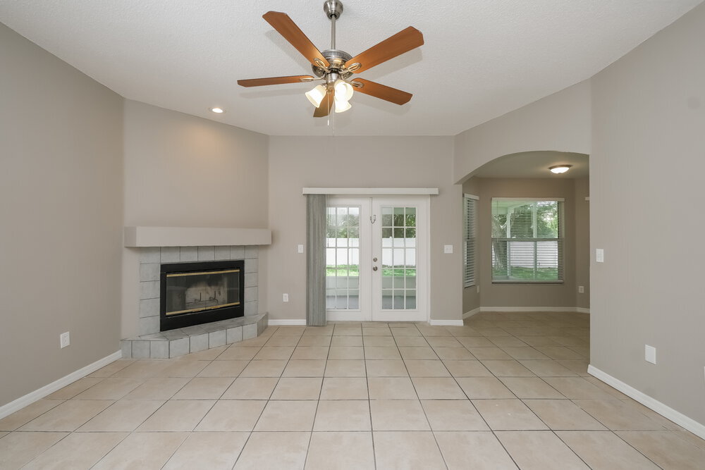 Building Photo - 13423 Beechberry Dr