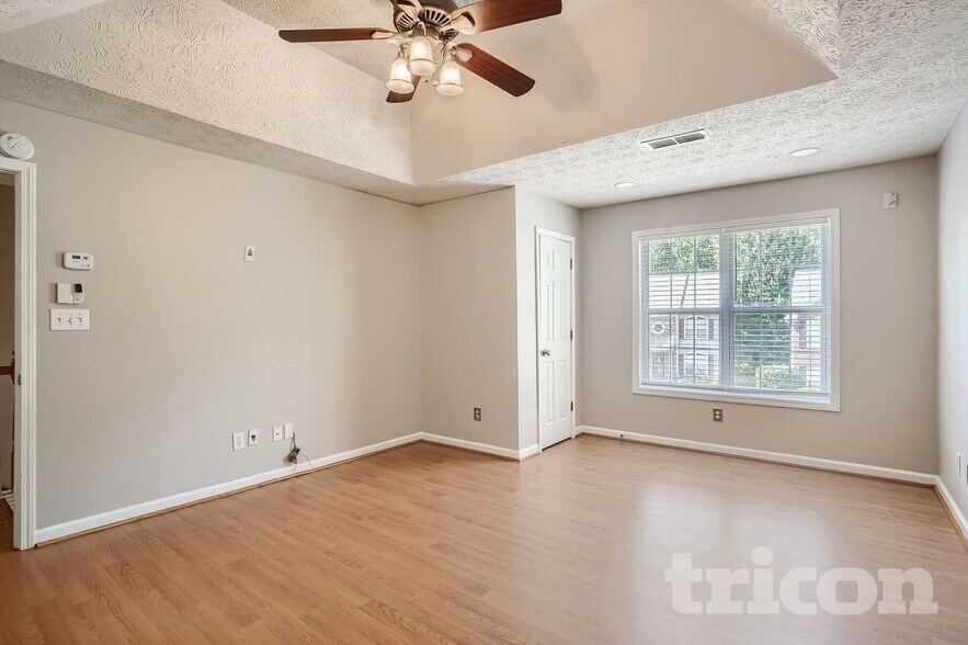 Building Photo - 2047 Ridgestone Landing SW