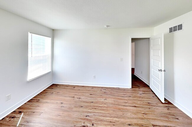 Building Photo - 11458 Basalt Dr