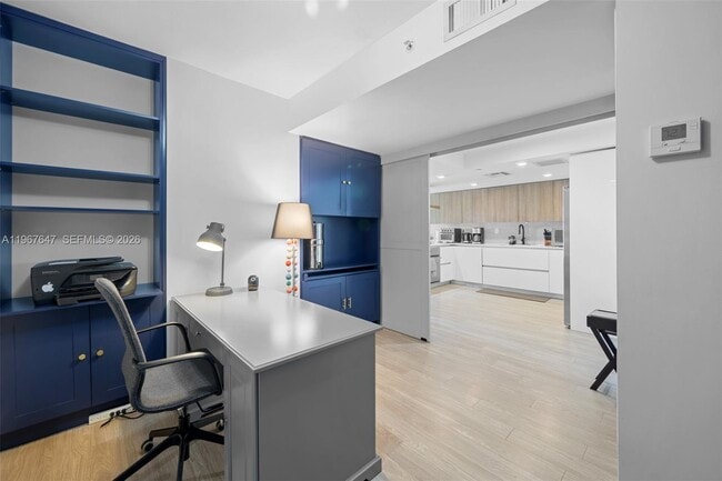 Building Photo - 1025 92nd St