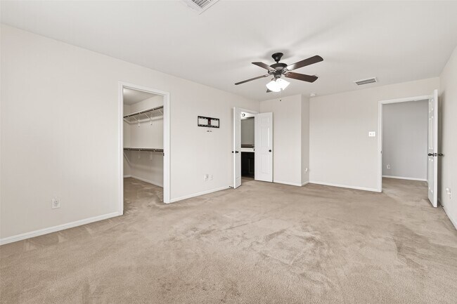 Building Photo - 6719 Sharpstone Creek Ln