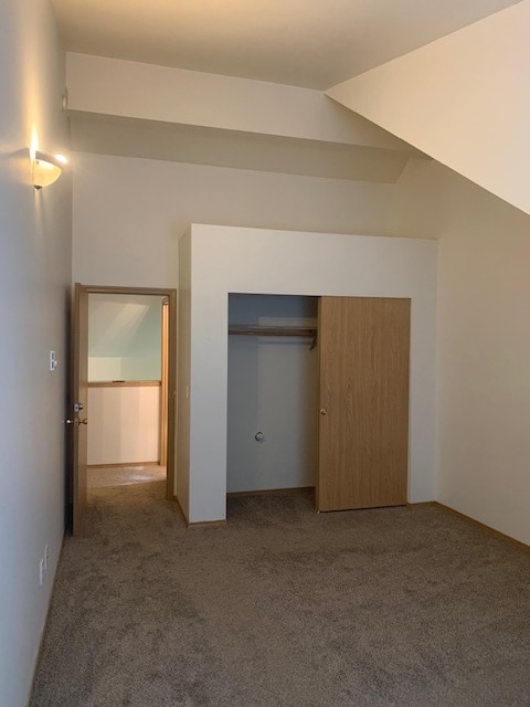 Building Photo - 2302 Happy Ct