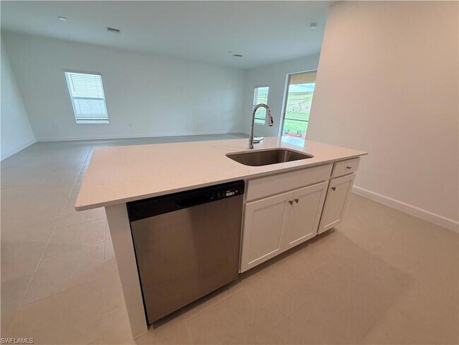 Building Photo - 3917 Passion Vine Dr