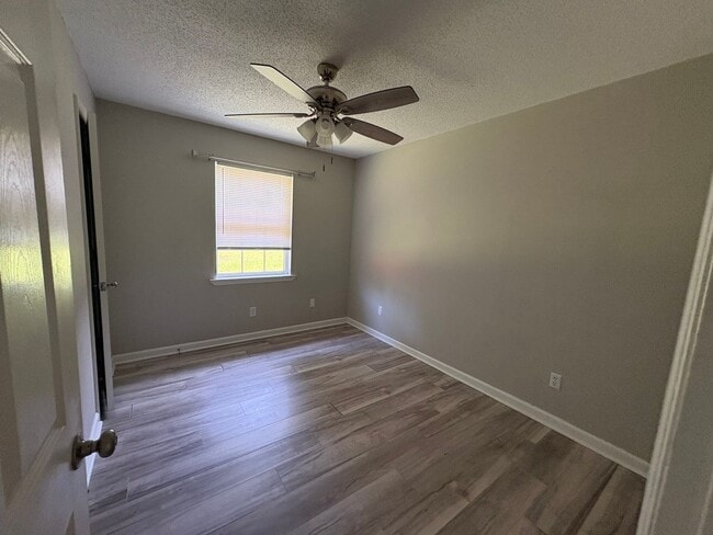 Building Photo - 1435 Firefinder Ln