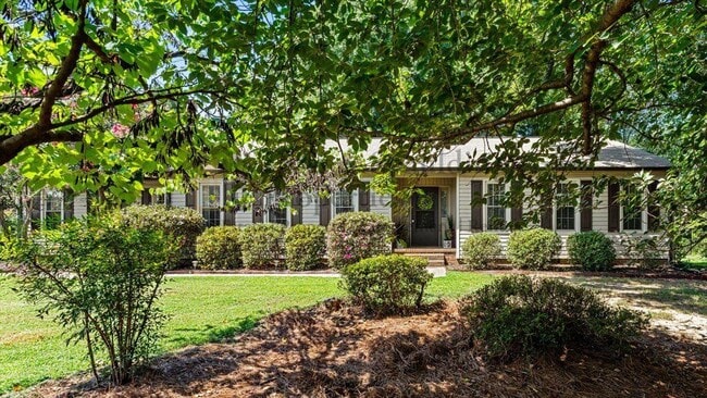Building Photo - 1480 Spring Hill Cir
