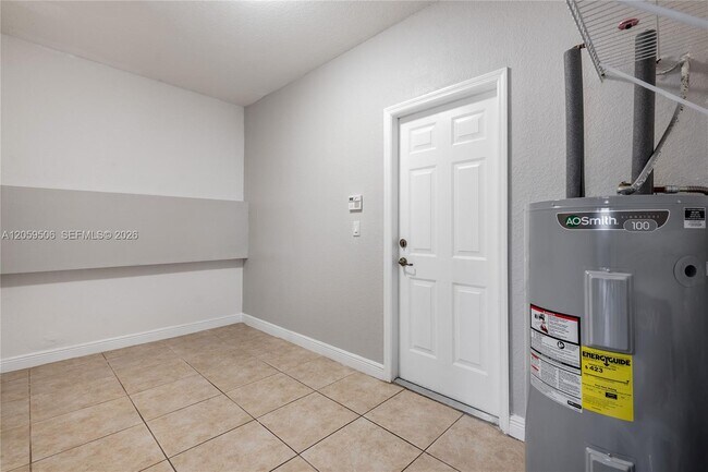 Building Photo - 5271 SW 141st Terrace