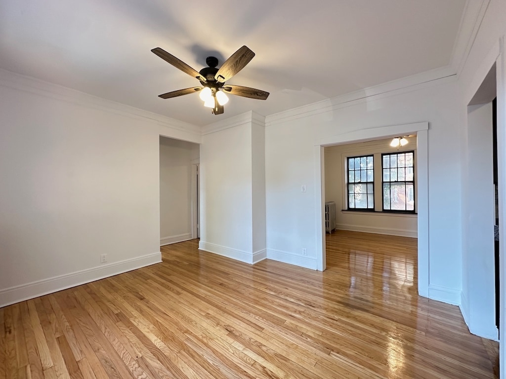 Building Photo - 2311 W Wilson Ave