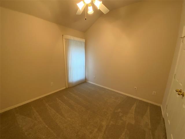 Building Photo - 321 Chantilly Ct