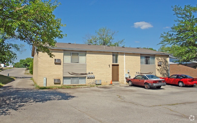 Building Photo - 2830 Bobbie Pl