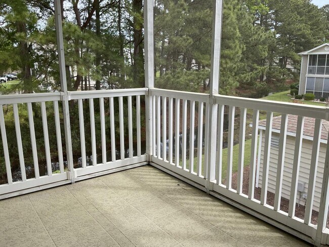 Building Photo - 6307 Sweetwater Blvd