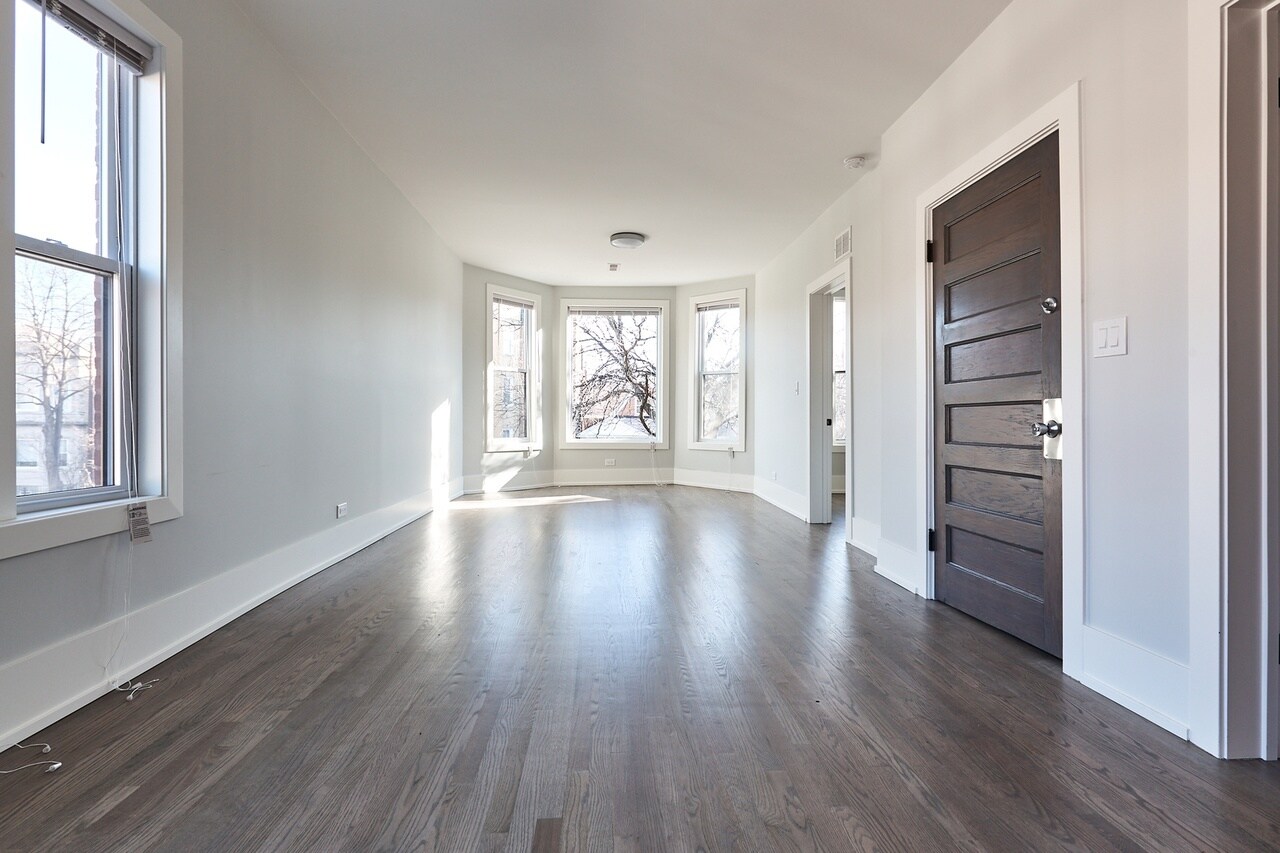 Building Photo - 2224 N Kimball Ave