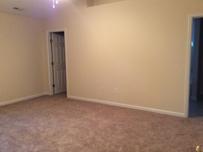 Building Photo - Beautiful home in Carolina Pines