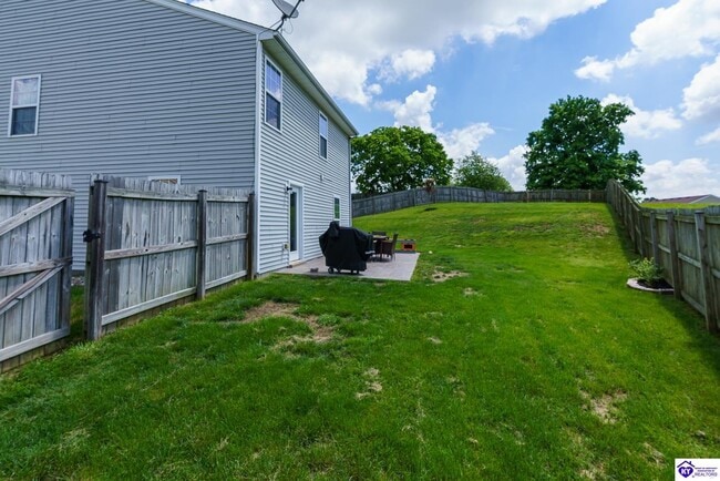 Building Photo - 310 Ivy Pointe Dr