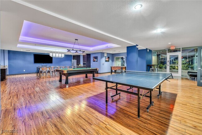 Building Photo - 8925 W Flamingo Rd