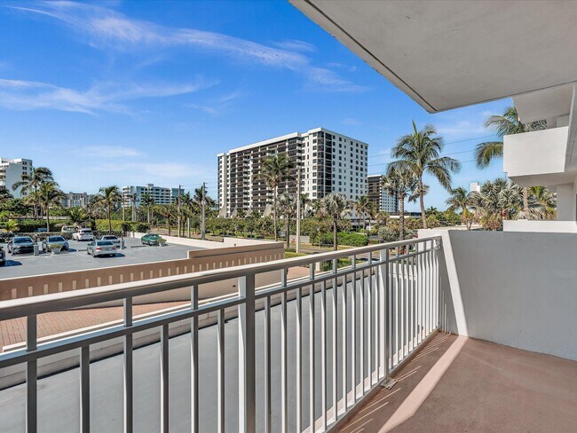 Building Photo - 3301 S Ocean Blvd