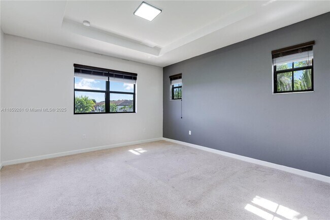 Building Photo - 16620 SW 42nd Terrace