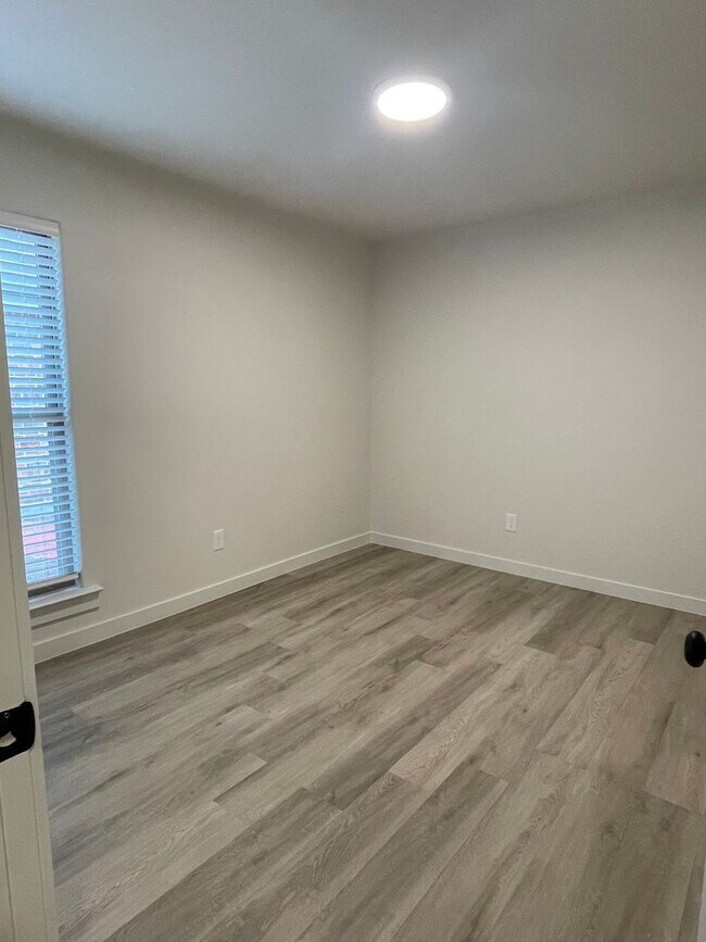 Building Photo - NEW 2026 Buld in Hometead 3/2/2