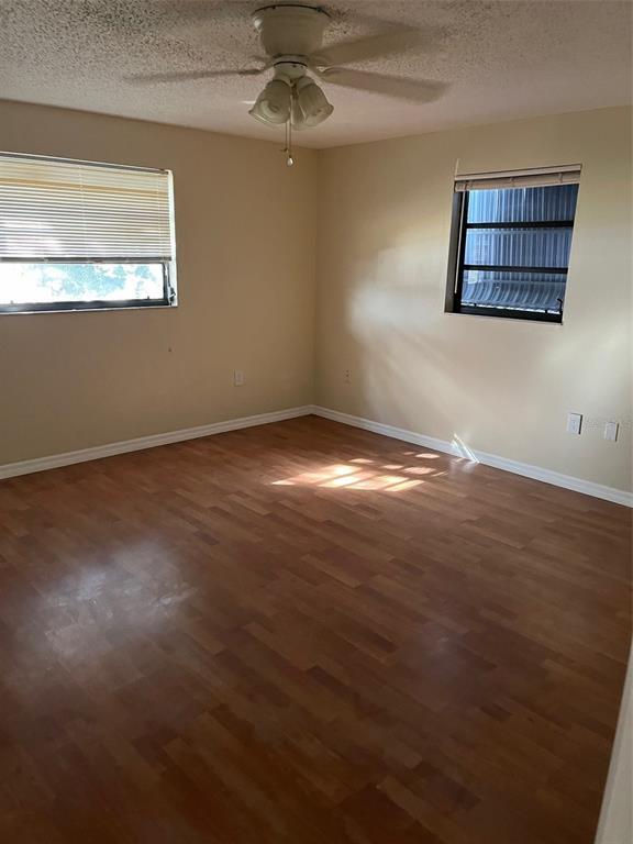 Building Photo - 7615 Karen Dr