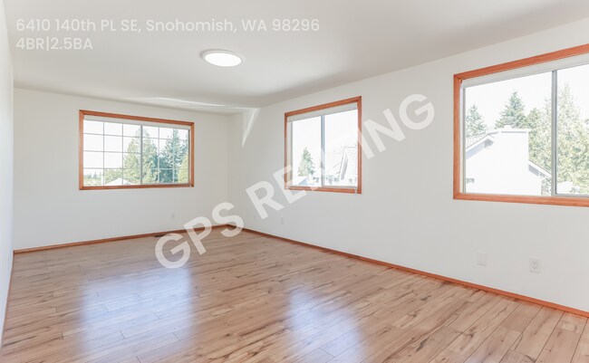 Building Photo - 6410 140th Pl SE