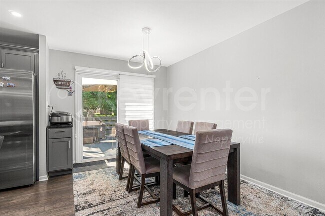 Building Photo - 313 Falconridge Way