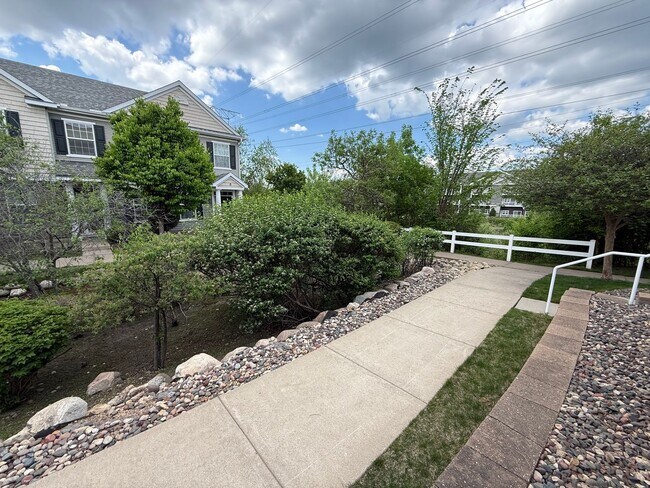 Building Photo - 1577 Legacy Pkwy E