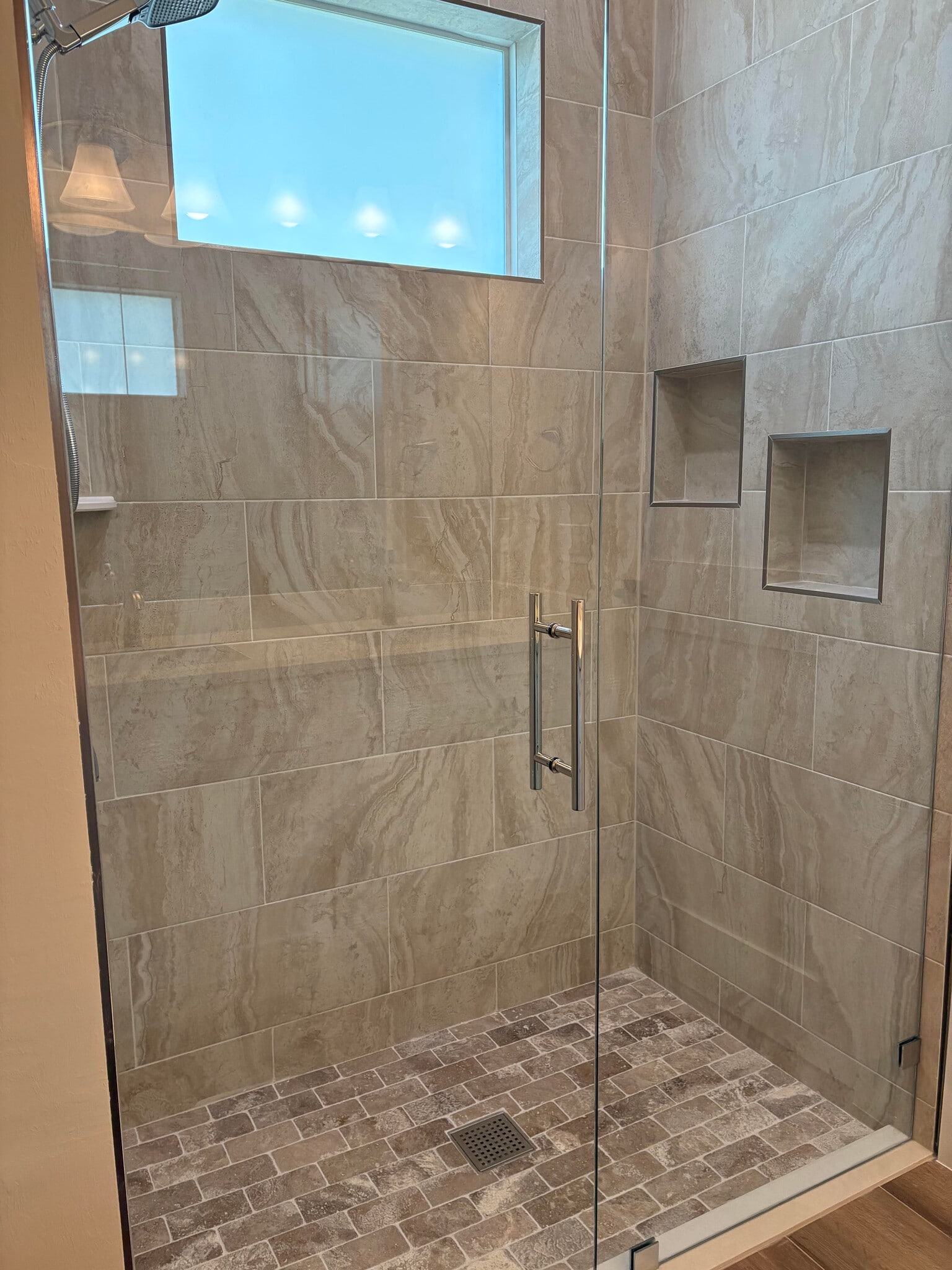 Building Photo - 4261 Kathy Ave